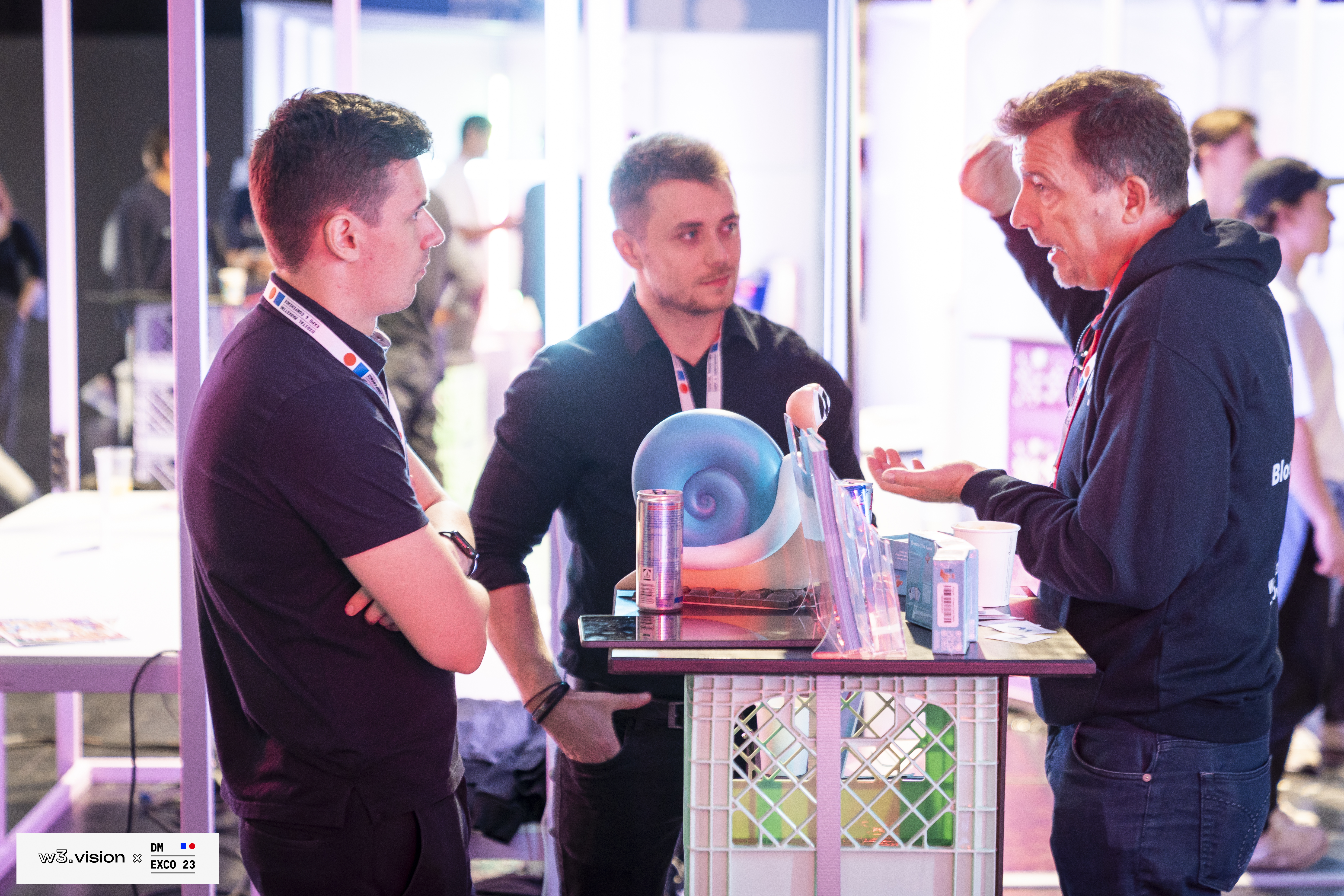 Kevin and Chris at DMEXCO 2023 conference booth